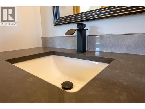 145 Lakeview Drive, Nelson, BC - Indoor