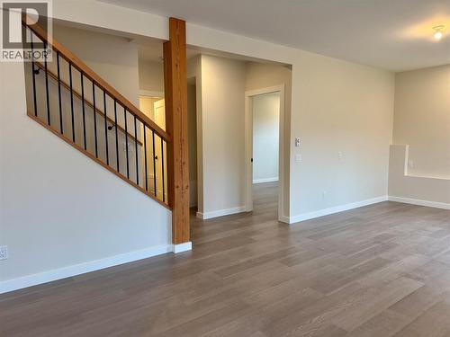 145 Lakeview Drive, Nelson, BC - Indoor Photo Showing Other Room