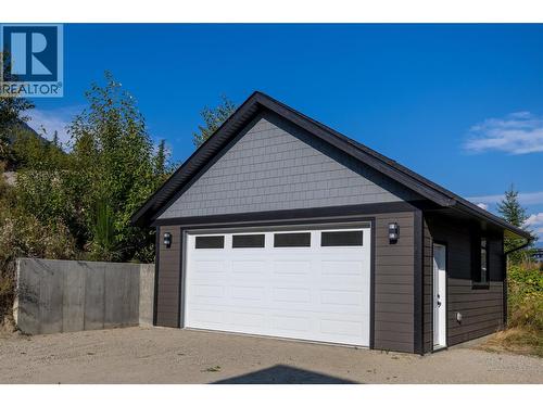 145 Lakeview Drive, Nelson, BC - Outdoor