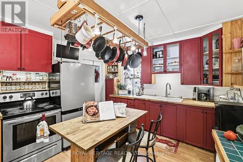 115 Elgin Street, Clarington (Bowmanville), ON - Indoor Photo Showing Kitchen