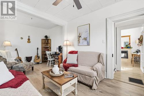 115 Elgin Street, Clarington (Bowmanville), ON - Indoor Photo Showing Living Room