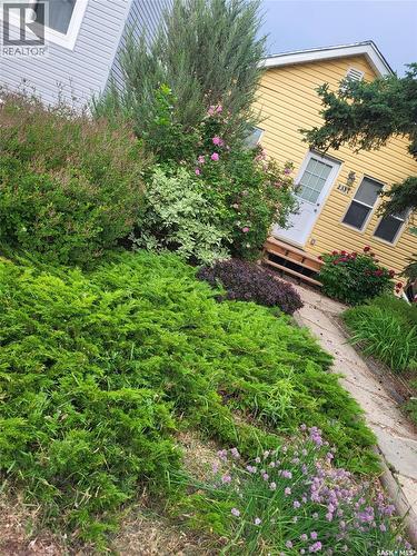 2337 Mcdonald Street, Regina, SK - Outdoor