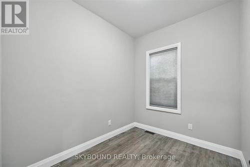 224 Rosslyn Avenue N, Hamilton, ON - Indoor Photo Showing Other Room