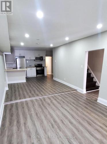 224 Rosslyn Avenue N, Hamilton, ON - Indoor