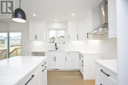 7 Noah Dr, Sault Ste. Marie, ON - Indoor Photo Showing Kitchen With Upgraded Kitchen