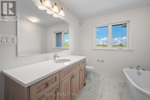456 Buckthorn Drive, Kingston (City Northwest), ON - Indoor Photo Showing Bathroom