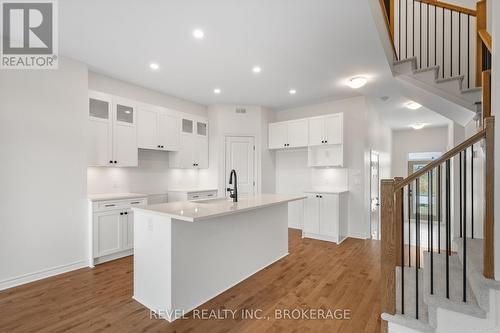 456 Buckthorn Drive, Kingston (City Northwest), ON - Indoor Photo Showing Kitchen With Upgraded Kitchen