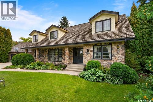 70 Lowry Place, Regina, SK - Outdoor