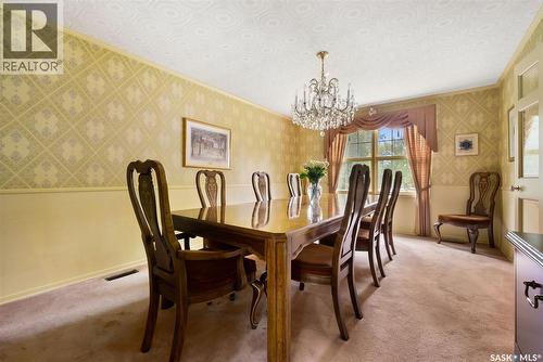 70 Lowry Place, Regina, SK - Indoor Photo Showing Dining Room