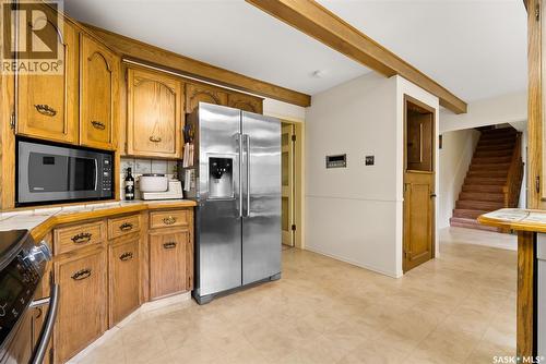 70 Lowry Place, Regina, SK - Indoor Photo Showing Kitchen
