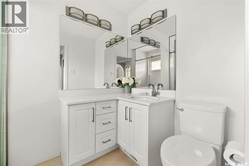 70 Lowry Place, Regina, SK - Indoor Photo Showing Bathroom