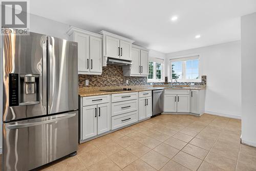 551 Main Road, Whitbourne, NL - Indoor Photo Showing Kitchen With Upgraded Kitchen