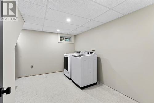 551 Main Road, Whitbourne, NL - Indoor Photo Showing Laundry Room