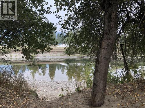 6401 Highway 3, Grand Forks, BC 