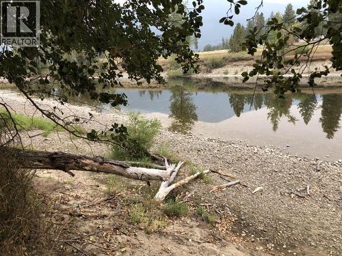 6401 Highway 3, Grand Forks, BC 