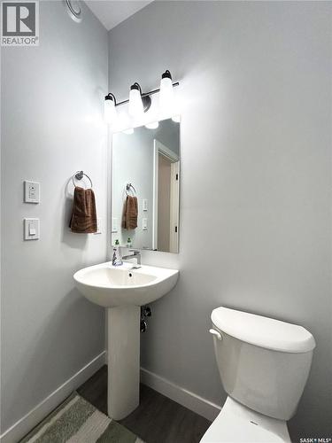 9 115 Feheregyhazi Boulevard, Saskatoon, SK - Indoor Photo Showing Bathroom