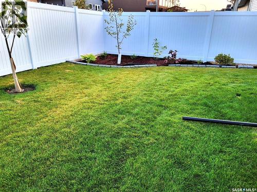 9 115 Feheregyhazi Boulevard, Saskatoon, SK - Outdoor