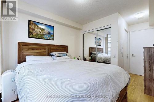 710 - 25 Carlton Street, Toronto, ON - Indoor Photo Showing Bedroom