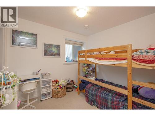1767 Capistrano Peaks Crescent, Kelowna, BC - Indoor Photo Showing Bedroom