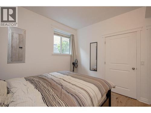 1767 Capistrano Peaks Crescent, Kelowna, BC - Indoor Photo Showing Bedroom