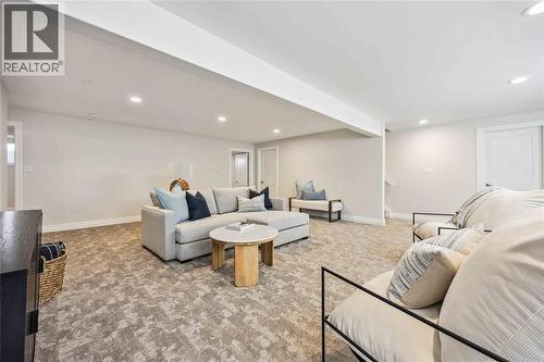 1101 Mike Weir Drive, Sarnia, ON - Indoor