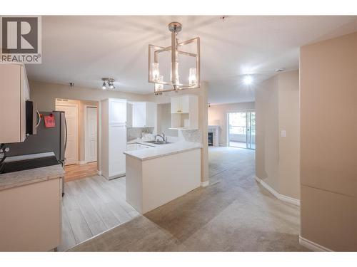 2245 Atkinson Street Unit# 205, Penticton, BC - Indoor Photo Showing Kitchen