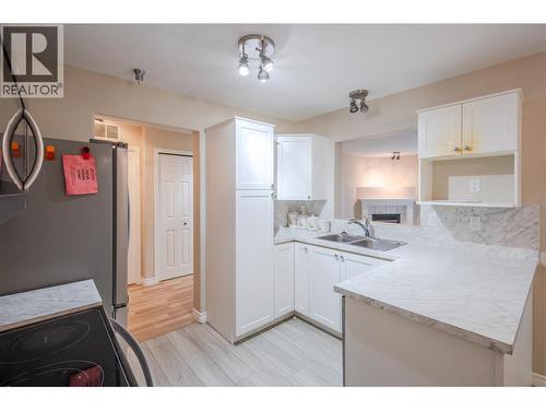 2245 Atkinson Street Unit# 205, Penticton, BC - Indoor Photo Showing Kitchen With Double Sink