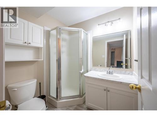 2245 Atkinson Street Unit# 205, Penticton, BC - Indoor Photo Showing Bathroom