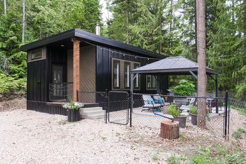 5147 Sunset Drive, Eagle Bay, BC - Outdoor