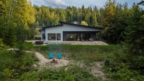 5147 Sunset Drive, Eagle Bay, BC - Outdoor