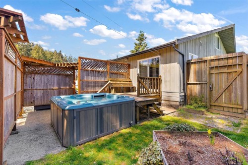 3574 Cowichan Lake Rd, Duncan, BC 