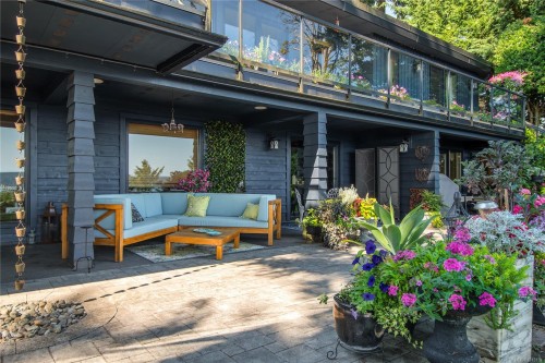 1093 Ash St, Campbell River, BC 