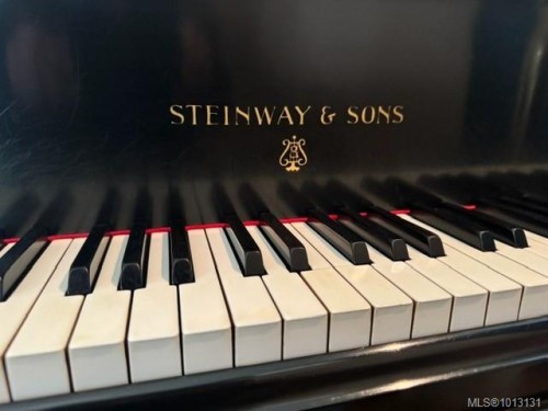 1093 Ash St, Campbell River, BC 