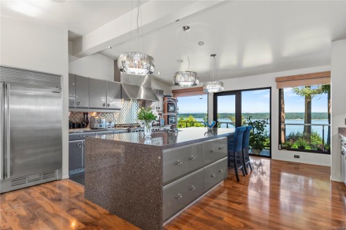 1093 Ash St, Campbell River, BC 