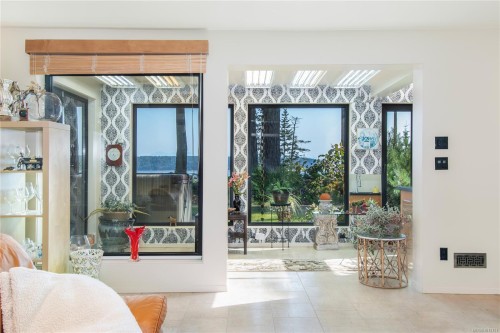 1093 Ash St, Campbell River, BC 