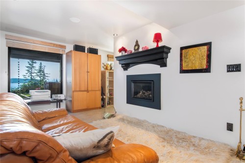 1093 Ash St, Campbell River, BC 