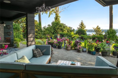 1093 Ash St, Campbell River, BC 