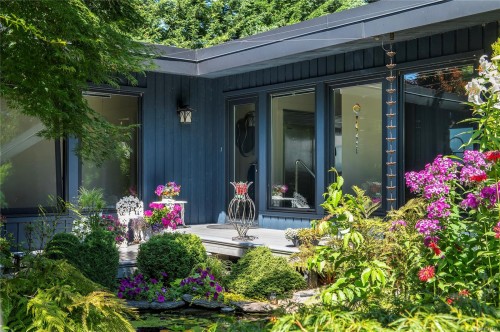 1093 Ash St, Campbell River, BC 