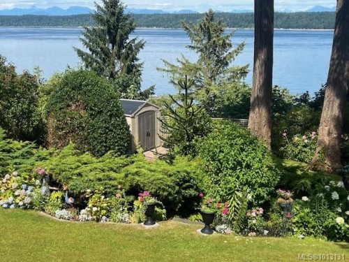 1093 Ash St, Campbell River, BC 