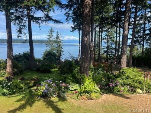 1093 Ash St, Campbell River, BC 