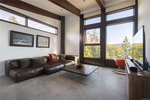 7756 West Saanich Rd, Central Saanich, BC 