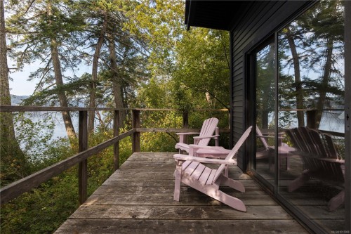 7756 West Saanich Rd, Central Saanich, BC 