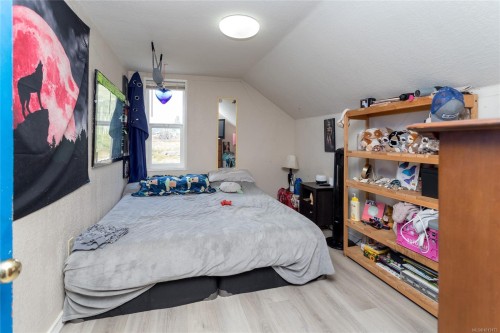 1682 Whiffin Spit Rd, Sooke, BC 