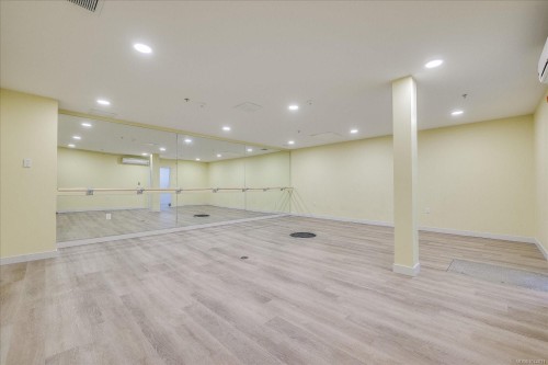 112-4830 Cedar Ridge Pl, Nanaimo, BC - Indoor