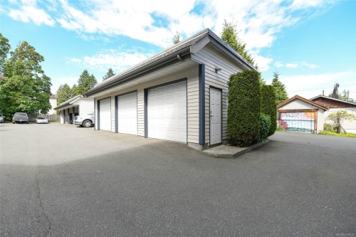 302-501 4Th St, Courtenay, BC - Outdoor