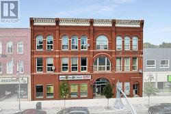 449 TALBOT STREET  St. Thomas, ON N5P 1C1