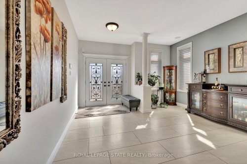 3 Rianna Court, Hamilton, ON - Indoor Photo Showing Other Room