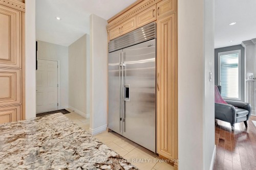 3 Rianna Court, Hamilton, ON - Indoor Photo Showing Other Room