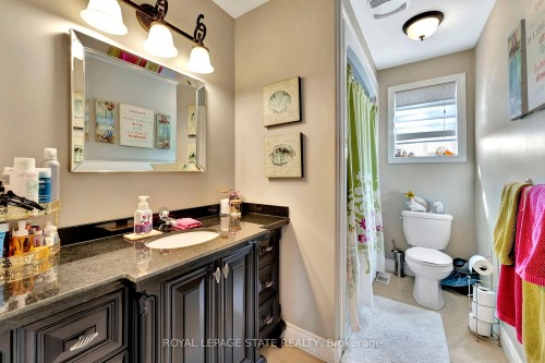 3 Rianna Court, Hamilton, ON - Indoor Photo Showing Bathroom