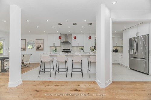 5217 Fallingbrook Drive, Mississauga, ON - Indoor Photo Showing Kitchen